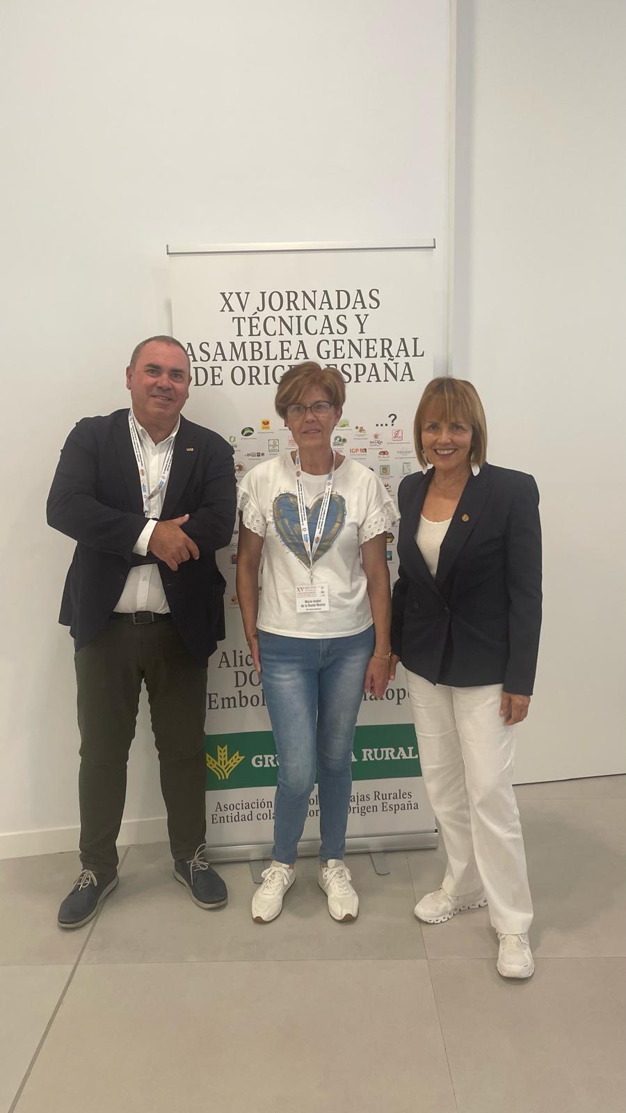 El Consejo Regulador de la DOP Uva de Mesa Embolsada del Vinalopó fue el anfitrión de las XV Jornadas Técnicas y de la Asamblea General de Origen España, celebradas en Alicante, y que reunieron a más de 80 Consejos Reguladores de España